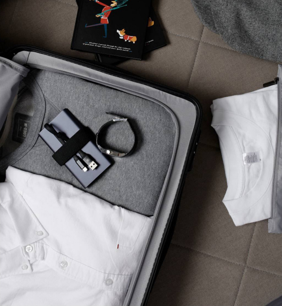 Чемодан RunMi 90 Fun Seven Bar Business Suitcase 24’’ – удобный и вместительный чемодан объемом 65 литров
