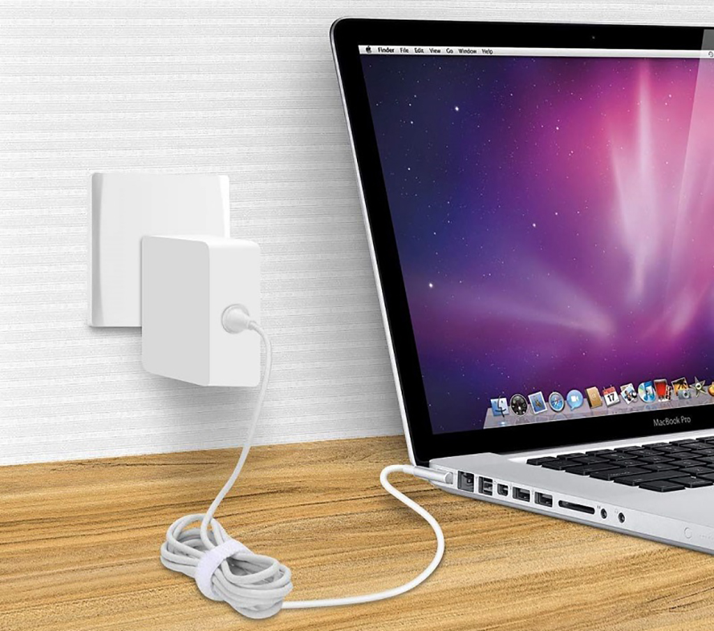 MagSafe 45W Power Adapter (A1374) 4.jpg