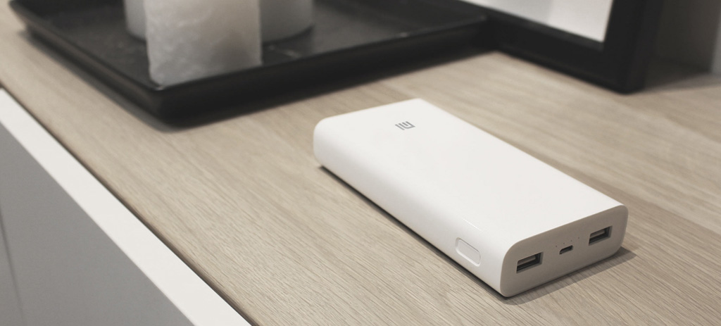 Xiaomi Mi Power Bank 20000mAh White – портативный аккумулятор