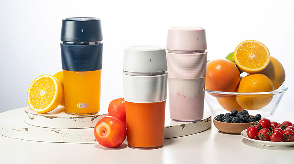 1 Xiaomi Bud Portable Juice Cup Blue.jpg