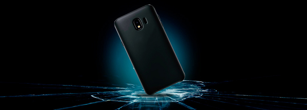 Чехол Samsung J4 (2018) SILICONE COVER надежно защитит корпус от царапин, сколов и потертостей