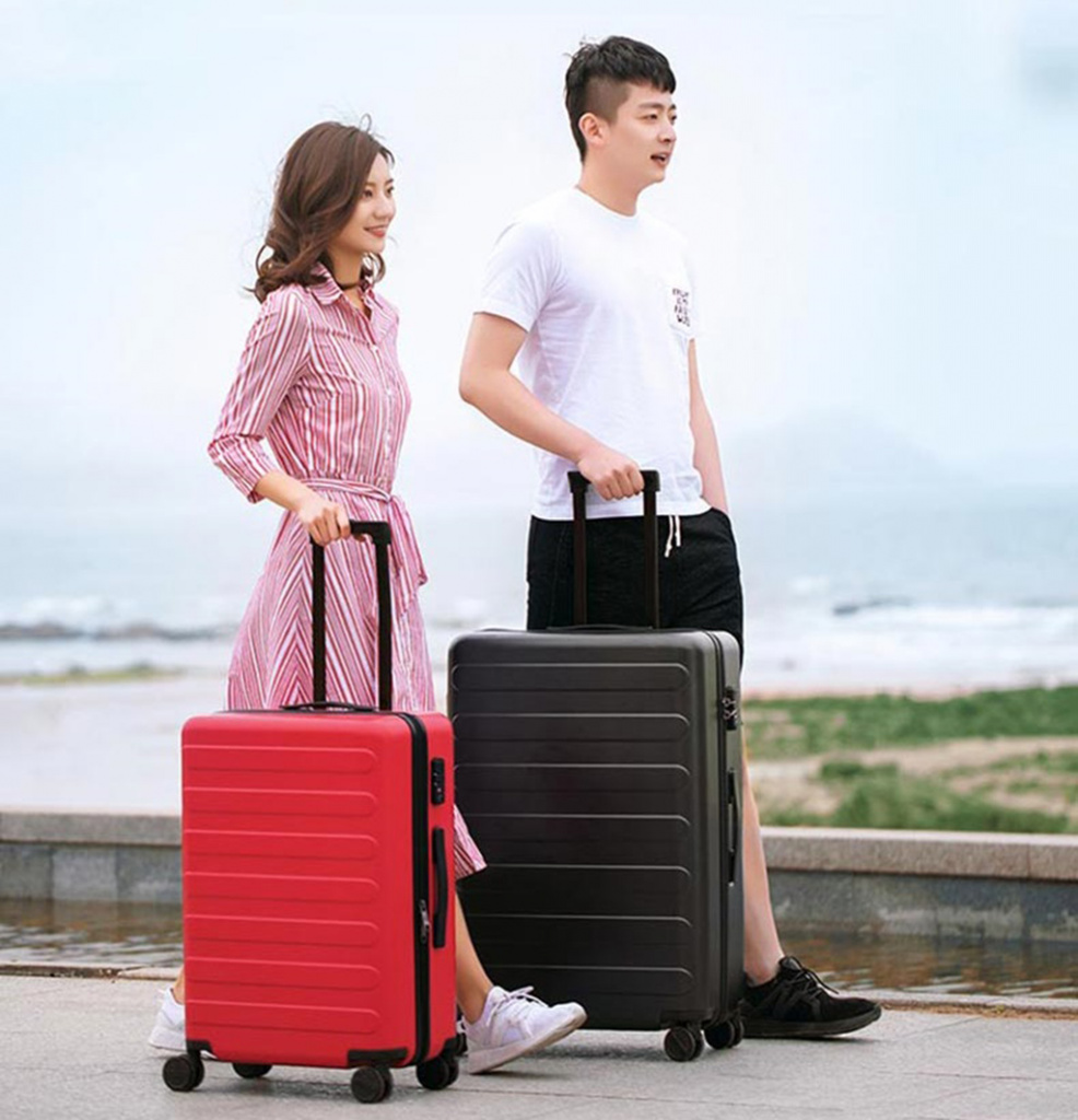Чемодан RunMi 90 Fun Seven Bar Business Suitcase 24’’ – удобный и вместительный чемодан объемом 65 литров