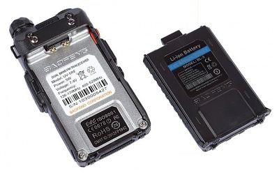 Купить Носимая рация BAOFENG UV-5RE